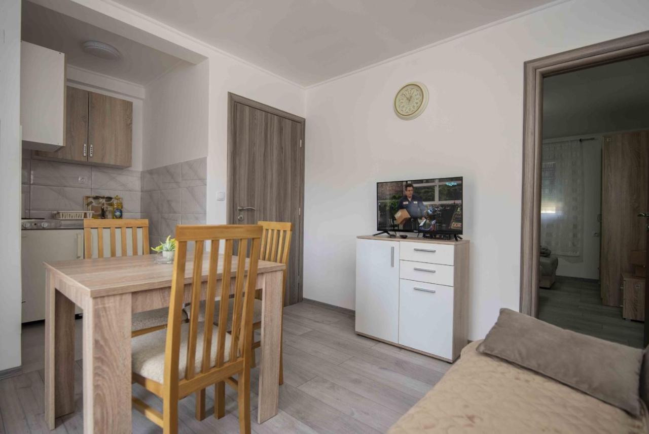 Apartment Miske Ivanica Ngoại thất bức ảnh